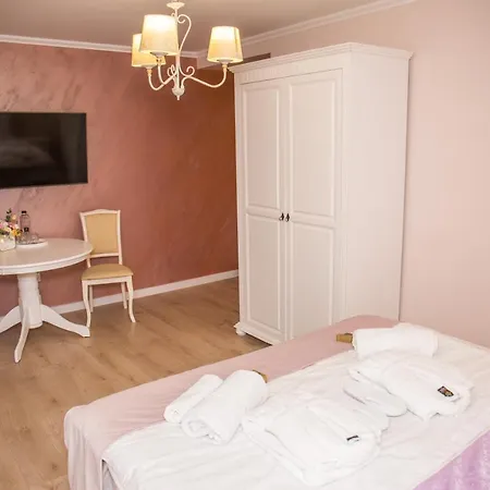 Seara Pe Deal Guest house Corusu